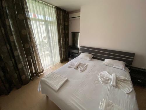 Kamelia Grand Apartments