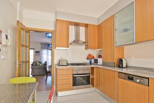 Bmyguest - Sesimbra Sea View Villa