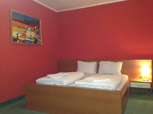 Alf�ld Hotel & �tterem