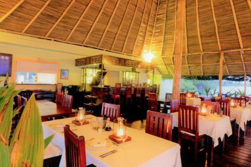 Hotel Punta Caracol Acqua Lodge