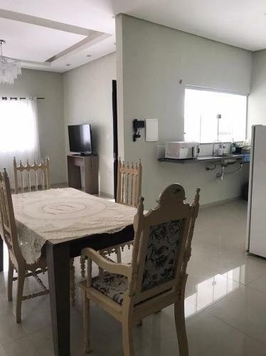 Casa Ampla E Confort�vel Pr�ximo Ao Centro