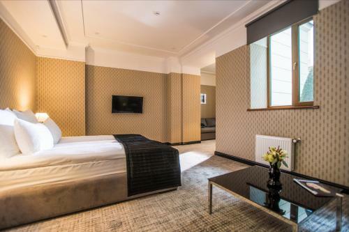 Hotel Wall Street By Ribas