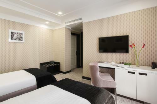 Hotel Wall Street By Ribas