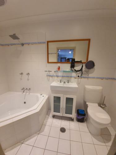 Hostal Anchors Aweigh - Adult Only
