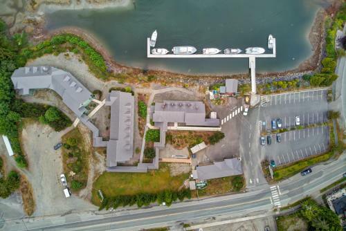 Hotel Canadian Princess Lodge & Marina