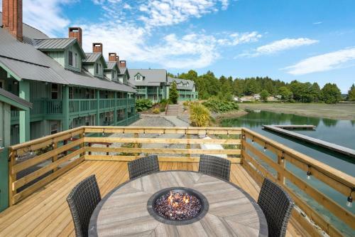 Hotel Canadian Princess Lodge & Marina