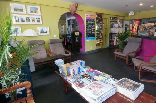Albergue Ocean Island Inn | Backpackers | Suites