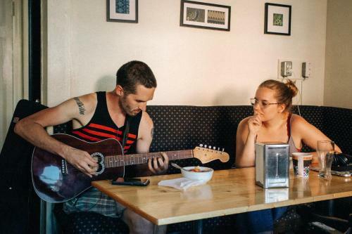 Albergue Ocean Island Inn | Backpackers | Suites