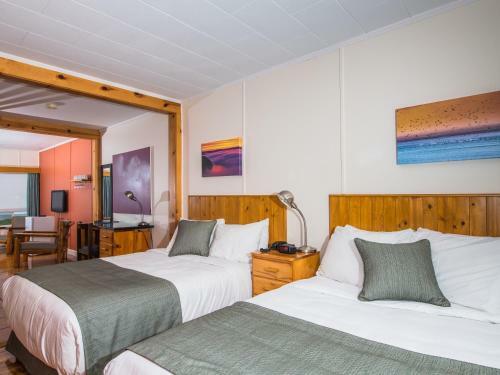 Au Pic De L'aurore Motel-chalets