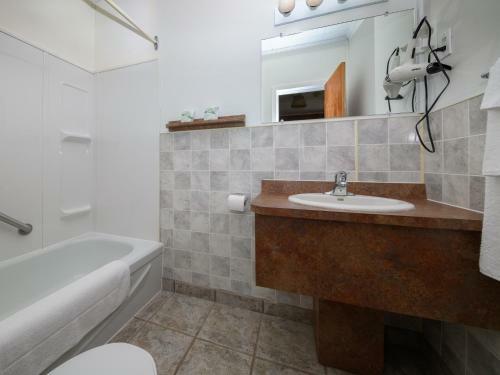 Au Pic De L'aurore Motel-chalets