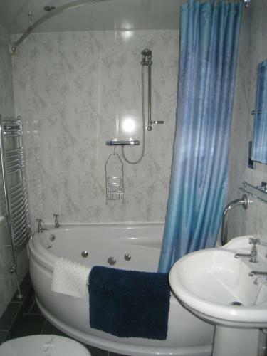Hostal Rosebud Cottage Guest House