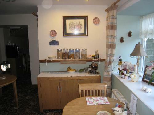 Hostal Rosebud Cottage Guest House