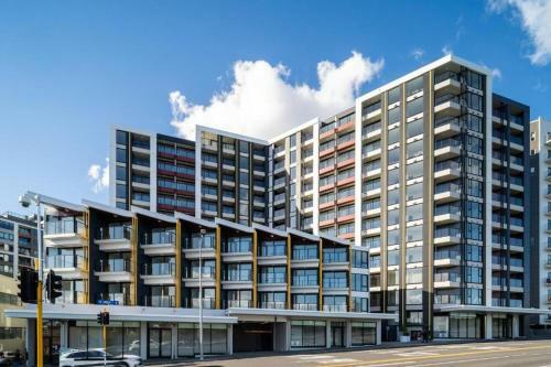 Spacious 1 Bedroom Apartment With Pool Auckland Cbd