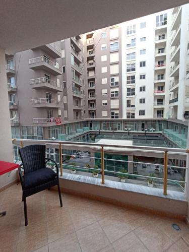 Serene Apartment Next To The Beach.