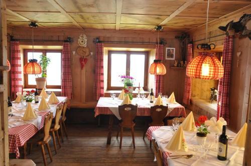 Hotel Berggasthof H�usler