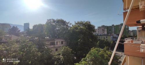 Luxury Spacious Apartament In Bllok Area