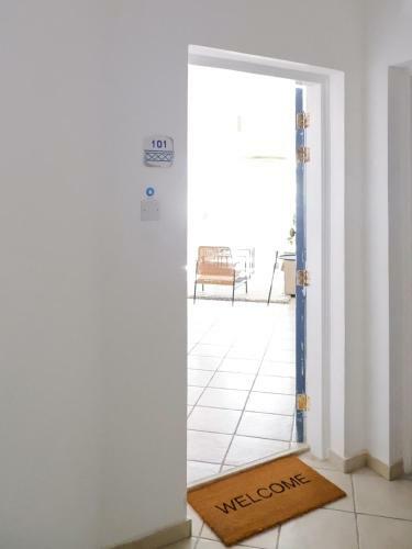 Kings Palace Sea View Apartment