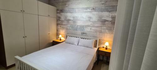 Family Apartment In Golem