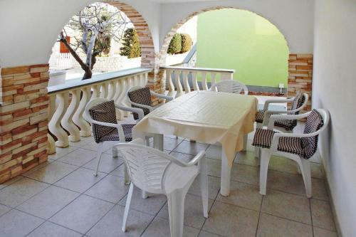 Apartment In Vir At 500 M From The Restaurants