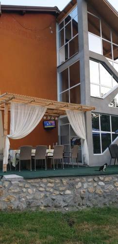 Hostal Vila Octavia