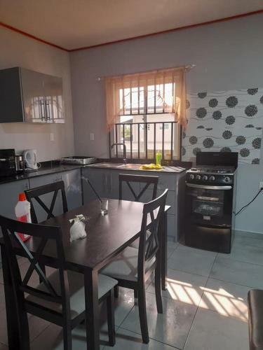 Apartamento Kapowlito Real Estate Casa Leiding 10