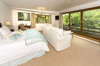 Bed & Breakfast Tovey Lodge