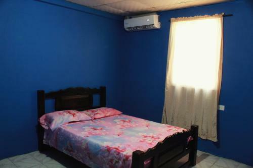 Albergue Twin Fin Plaza