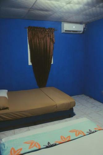 Albergue Twin Fin Plaza