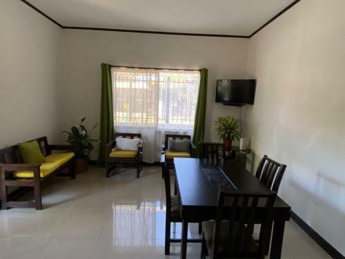 Casa Binisa Fresca Y Agradable