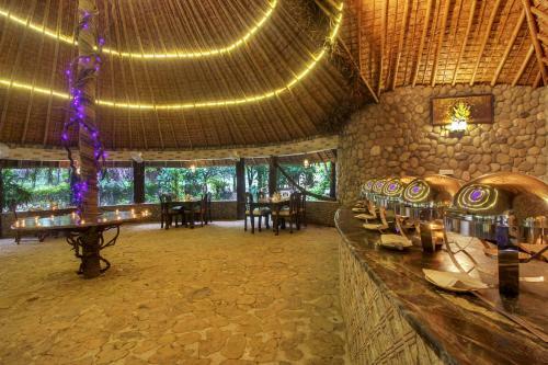 Hotel Lohagarh Corbett Resort