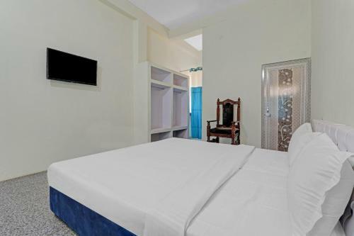 Collection O 88859 Hotel Anmol Inn