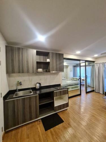 Apartamento City Link Condo ????????