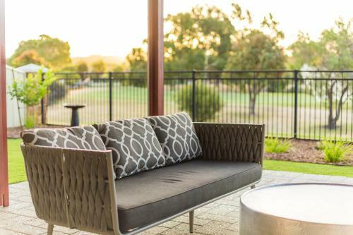 Chic Retreat