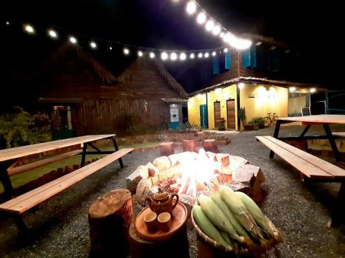 Lodge M�i L� Home & Cafe