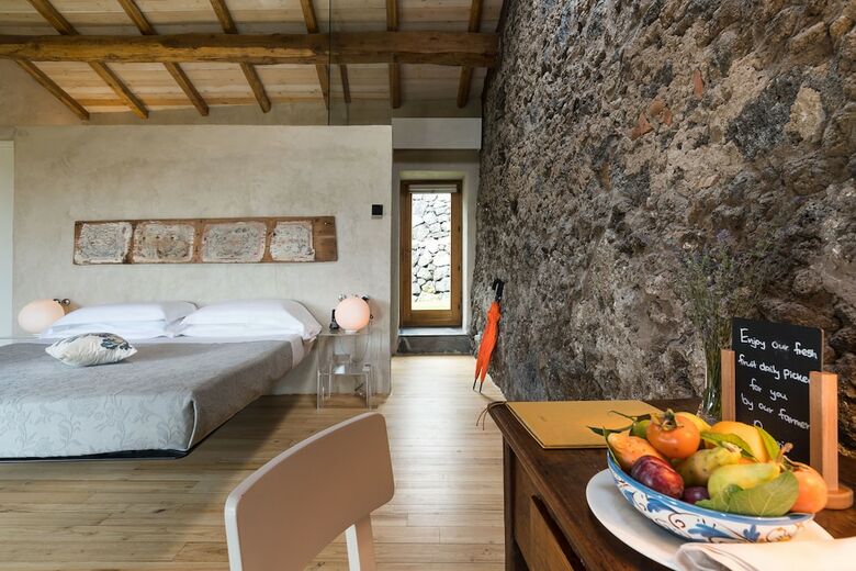 Agroturismo Monaci Delle Terre Nere