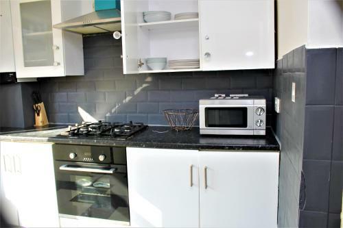 Fran's Property Solutions Spacious 5bedrooms Aylesbury