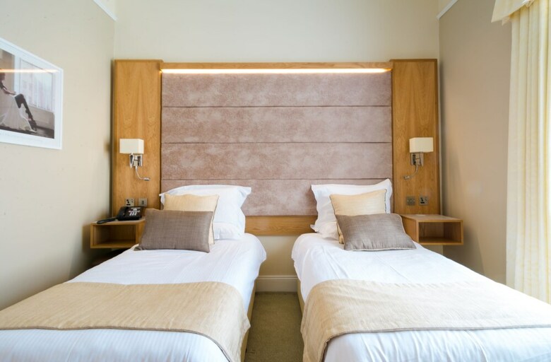 Invicta Hotel