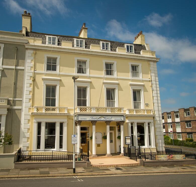 Invicta Hotel