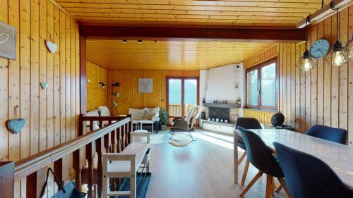 Charming Chalet With A Splendid View Of The Valais Mountains
