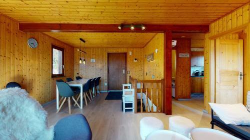 Charming Chalet With A Splendid View Of The Valais Mountains