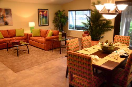 Hotel Emerald Desert Rv Resort