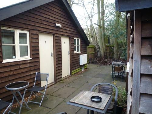 Hostal Woodland Lodge