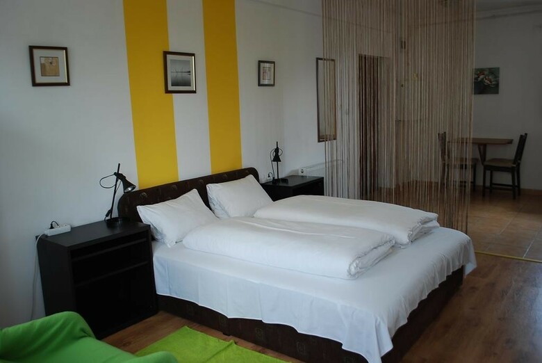 Szentmih�lyi 22 Apartman