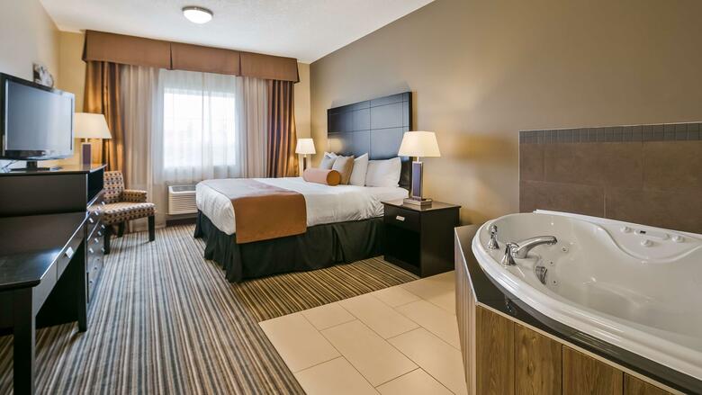 Best Western Plus Peace River Hotel & Suites