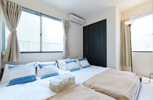 Apartamentos Nishikamata Colorbee House