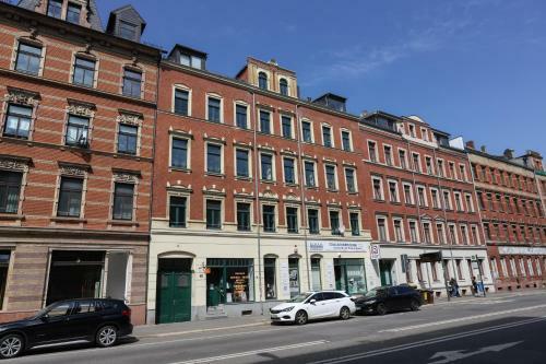 Full House Studios - Little Mill Apartment - Ntflx + Wifi