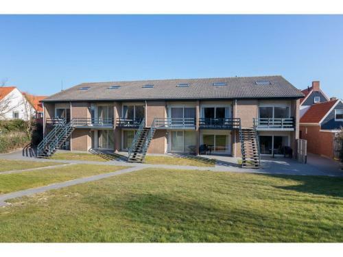 Amazing Apartment In Zoutelande With Balcony
