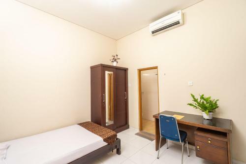 Hotel Umah Santi Depok