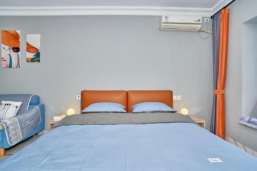 Locals Apartment House 06