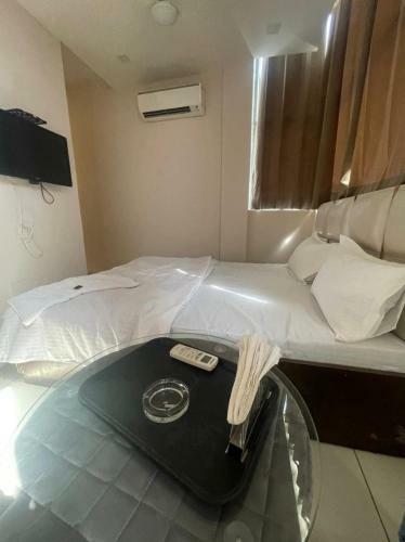Hotel Oyo 88396 The Glory